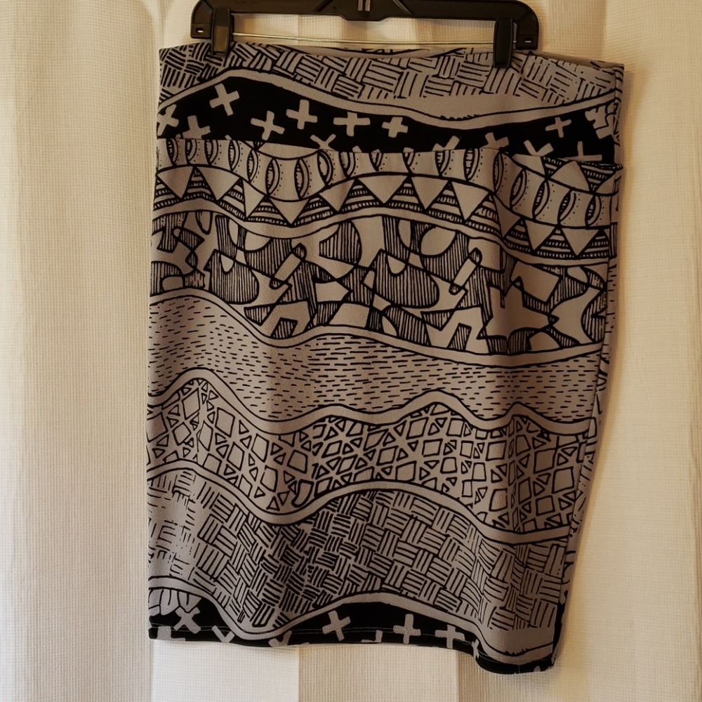 2X LulaRoe Cassie Pencil Skirt